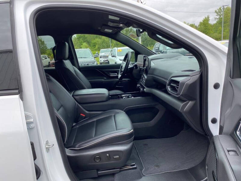 2025 Chevrolet Silverado EV LT