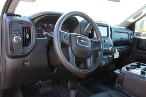 2024 GMC Sierra 2500HD Pro