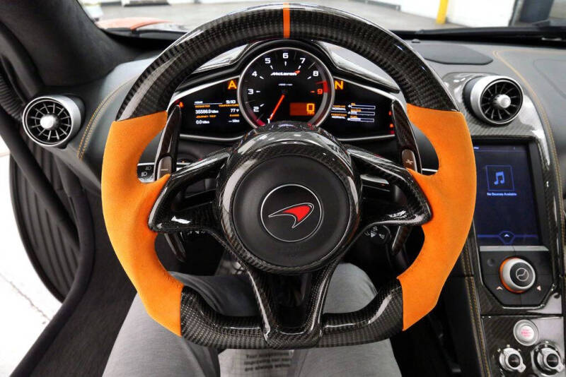 2012 McLaren MP4-12C