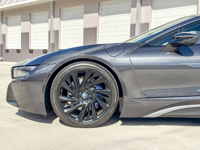 2015 BMW i8