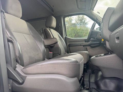 2016 Nissan NV 1500 S