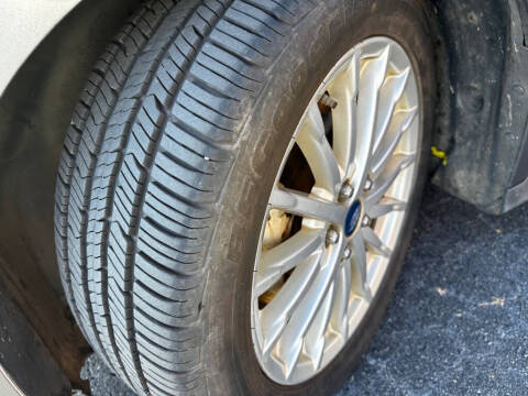 2013 Ford C-MAX Hybrid SE
