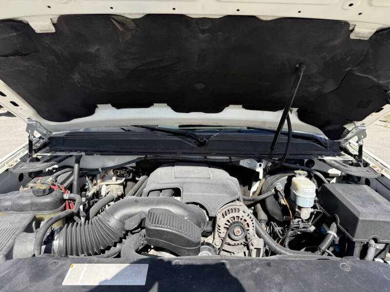 2011 Cadillac Escalade EXT Premium