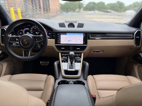 2022 Porsche Cayenne GTS