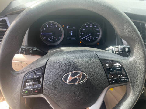 2016 Hyundai Tucson SE