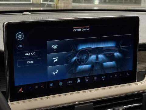 2025 Lincoln Corsair Premiere