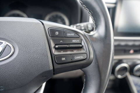 2022 Hyundai Venue SEL