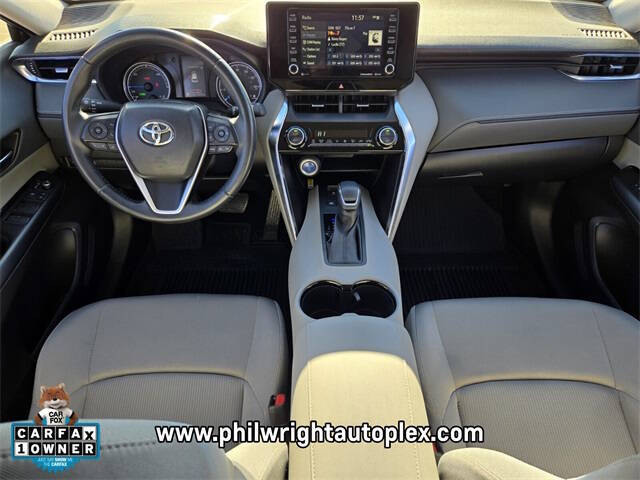 2022 Toyota Venza LE