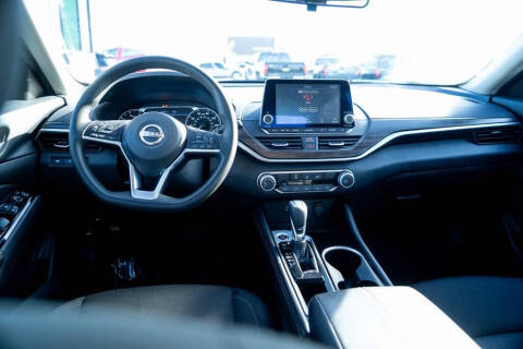 2023 Nissan Altima 2.5 SV