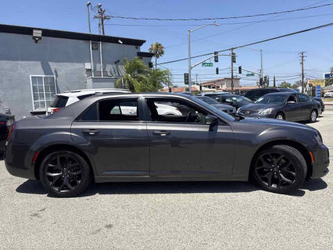 2021 Chrysler 300 S V6