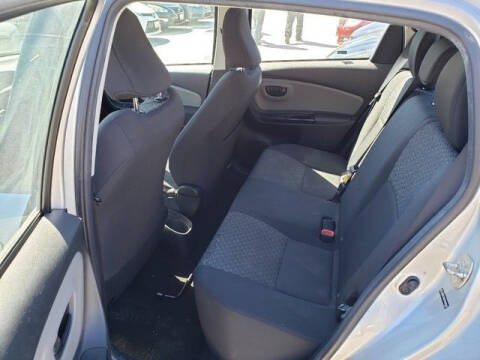 2015 Toyota Yaris 5-Door L