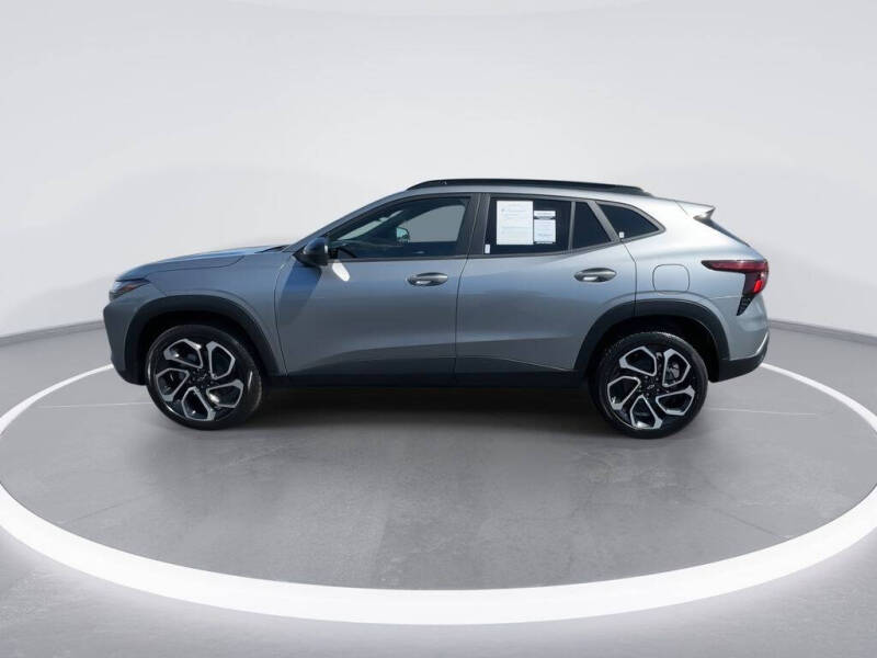 2025 Chevrolet Trax RS