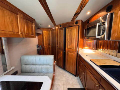1997 MCI Custom Coach