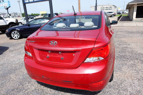 2017 Hyundai Accent Value Edition