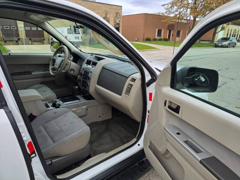 2011 Ford Escape XLT