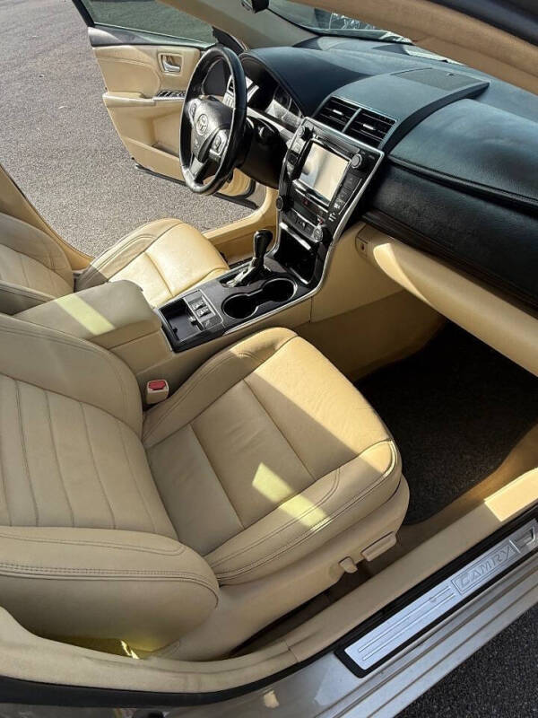 2017 Toyota Camry XLE