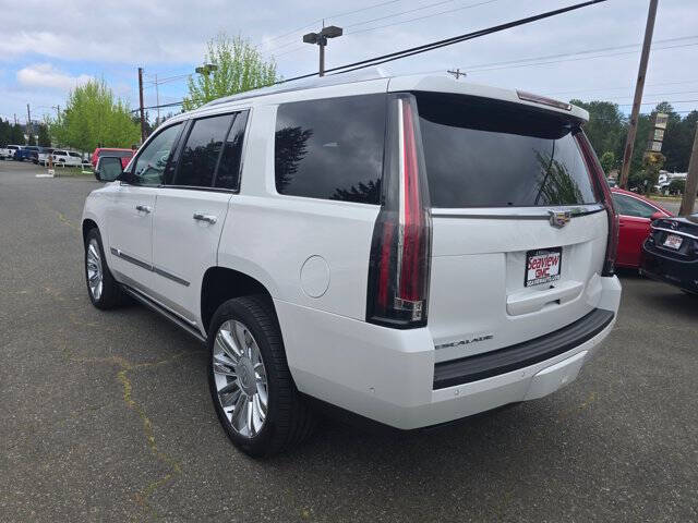 2020 Cadillac Escalade Platinum