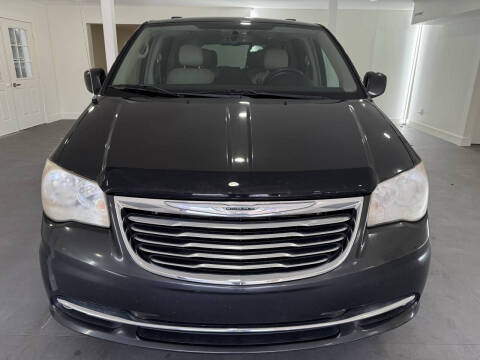 2012 Chrysler Town and Country Touring