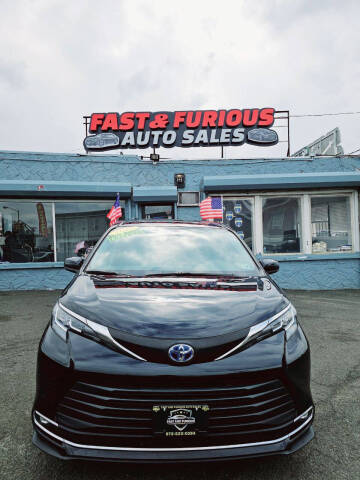 2021 Toyota Sienna for sale at FAST AND FURIOUS AUTO SALES in Newark NJ