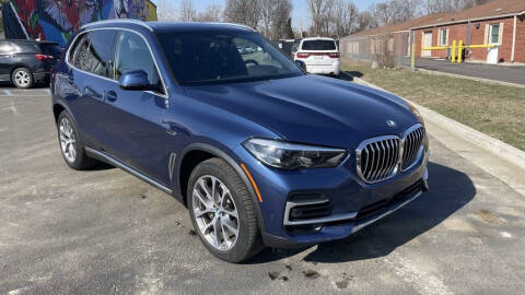 2022 BMW X5 for sale at INDY AUTO MAN in Indianapolis IN