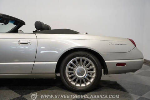 2004 Ford Thunderbird Deluxe
