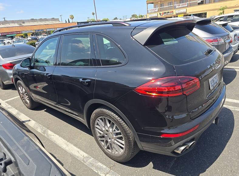 2018 Porsche Cayenne S