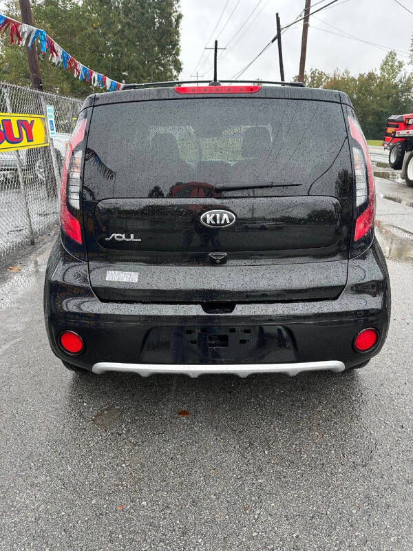2018 Kia Soul +