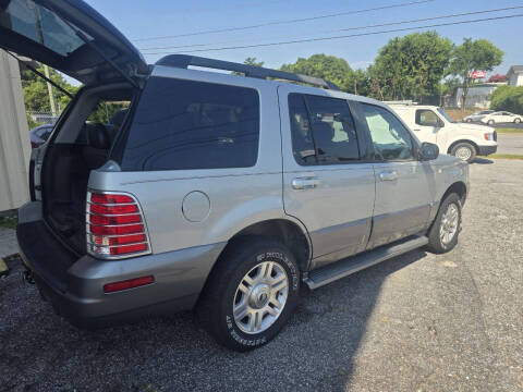 2005 Mercury Mountaineer Convenience