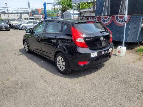 2016 Hyundai Accent SE