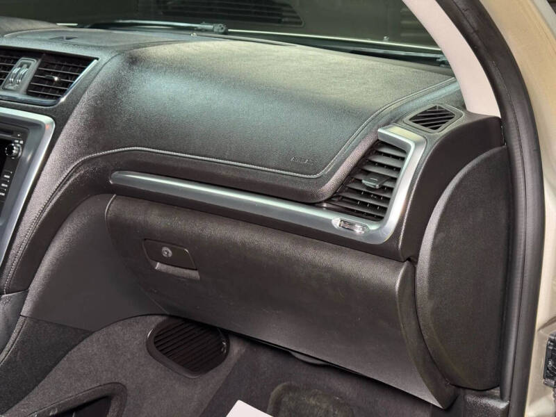 2013 GMC Acadia SLE-1