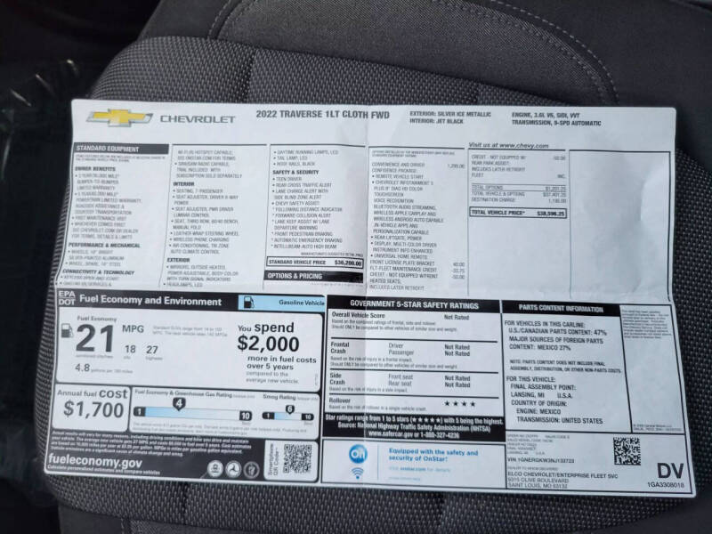 2022 Chevrolet Traverse LT Cloth