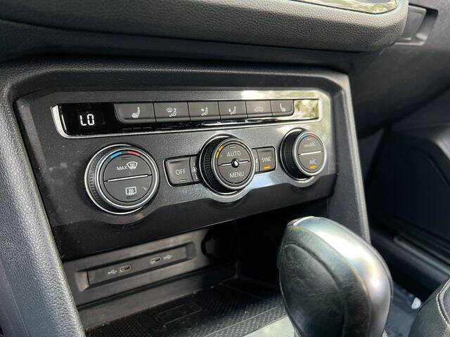 2021 Volkswagen Tiguan SE R-Line Black