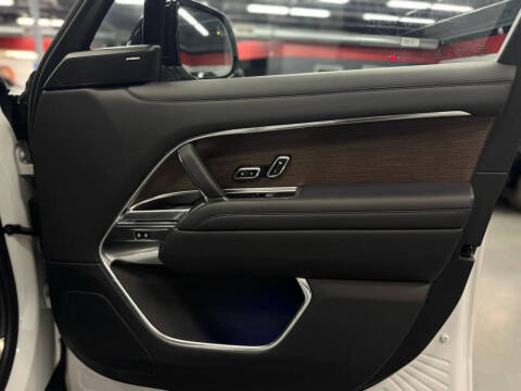 2023 Land Rover Range Rover P400 SE