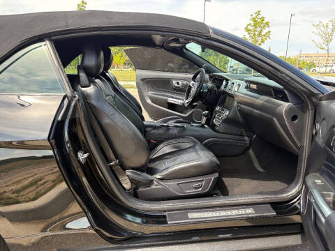 2019 Ford Mustang EcoBoost