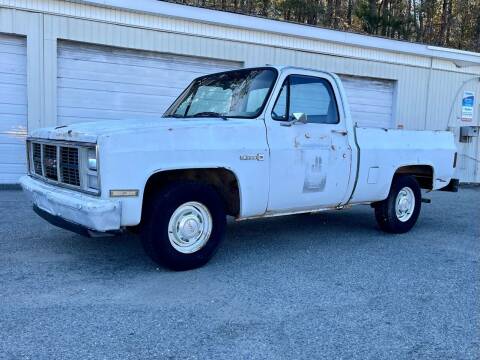 1987 GMC R/V 1500 Series for sale at BRIAN ALLEN'S TRUCK OUTFITTERS in Midlothian VA