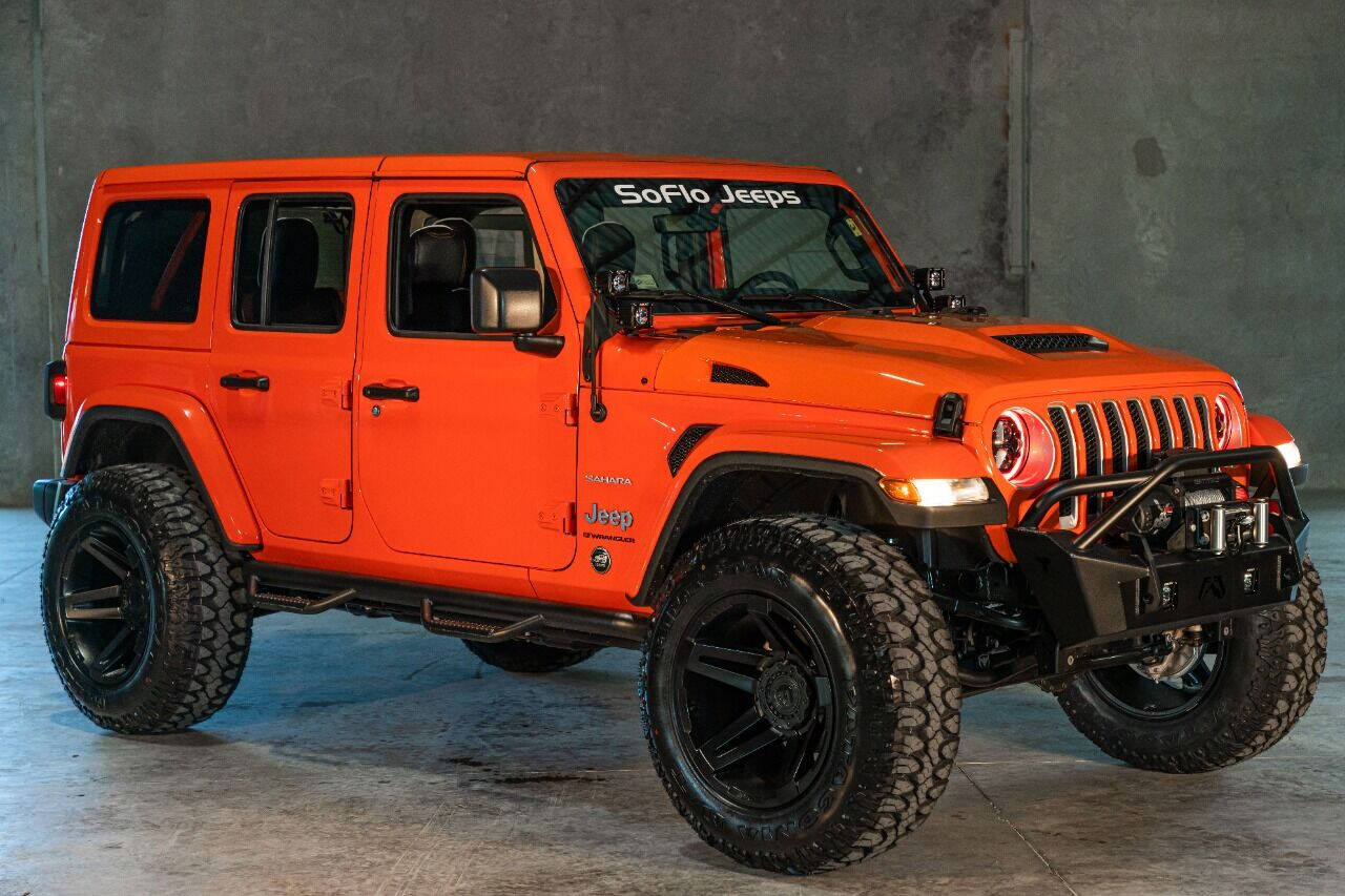 2018 JEEP Wrangler SUV / Crossover - $47,999