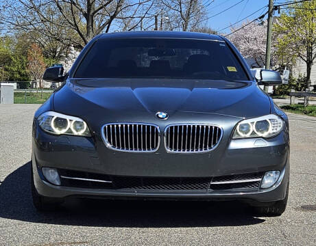 2012 BMW 5 Series 528i