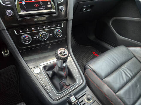 2015 Volkswagen Golf GTI Autobahn