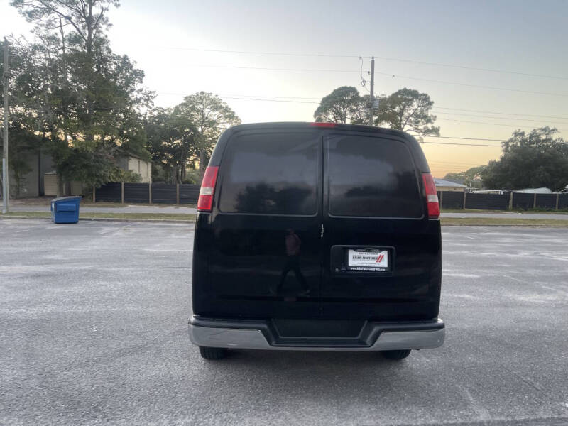 2017 Chevrolet Express 2500