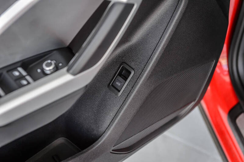 2021 Audi Q3 quattro S line Prem Plus 45 TFSI