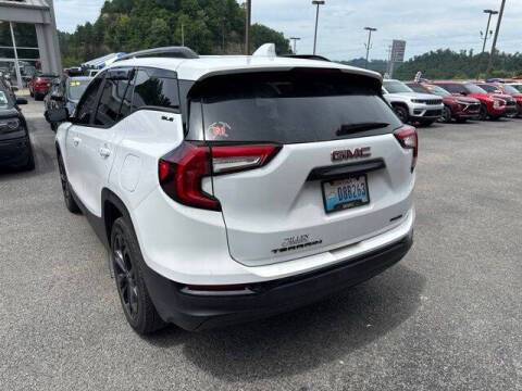2022 GMC Terrain SLE