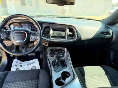 2023 Dodge Challenger SXT