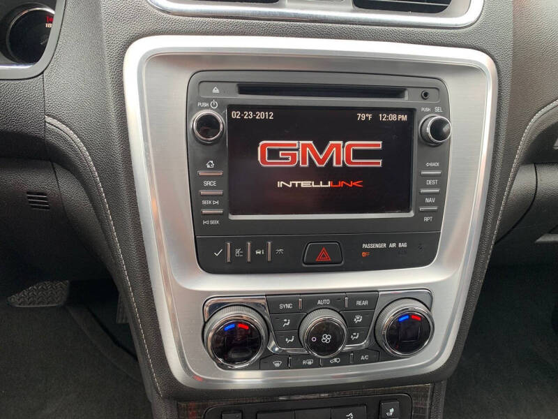 2016 GMC Acadia SLT-1