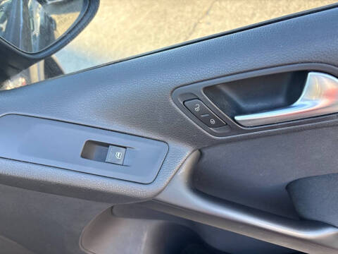 2014 Volkswagen Tiguan S