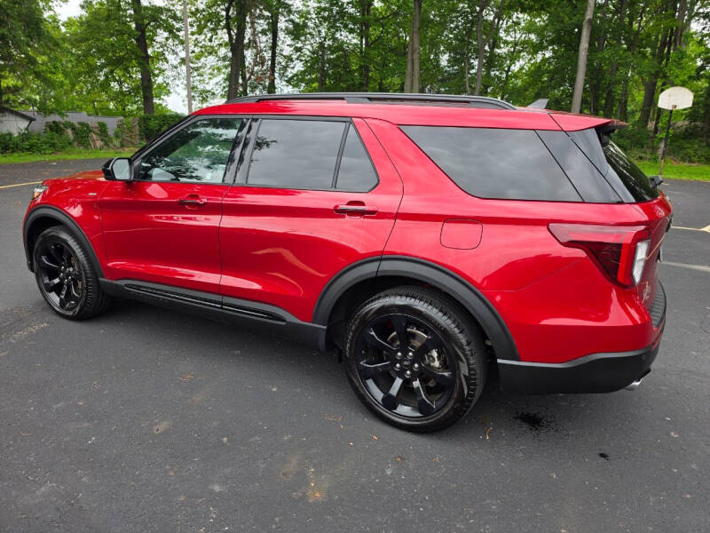 2024 Ford Explorer ST-Line