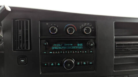 2017 GMC Savana 2500