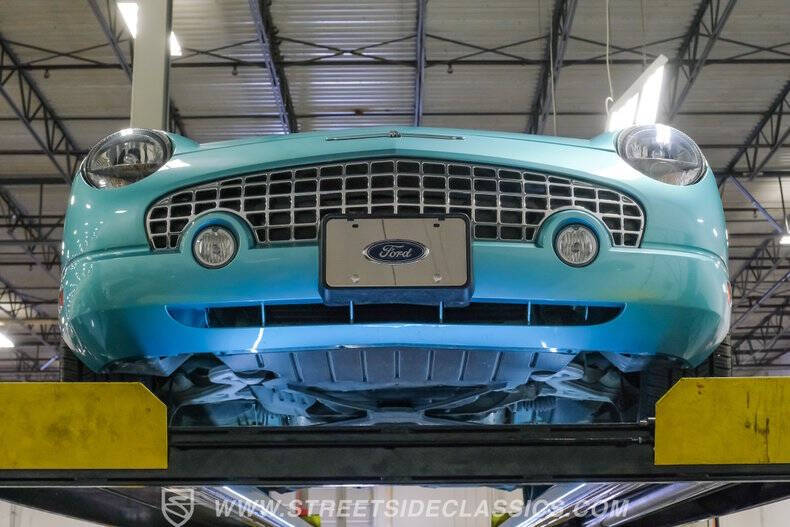 2002 Ford Thunderbird Deluxe