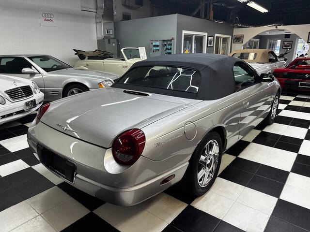 2004 Ford Thunderbird Deluxe