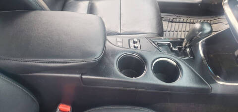 2016 Toyota Avalon XLE