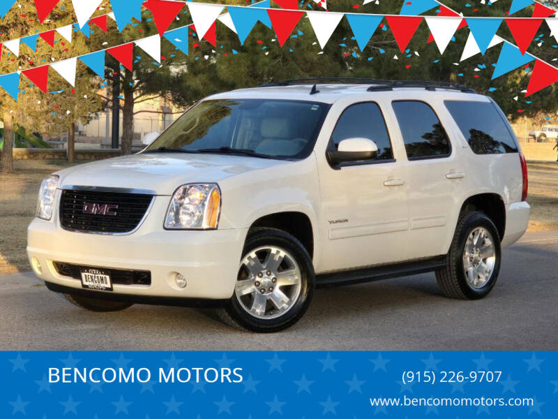 GMC Yukon's photo